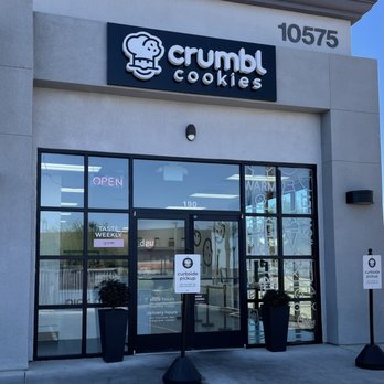 Crumbl - Henderson - Bakeries Near Me - Henderson, Nevada