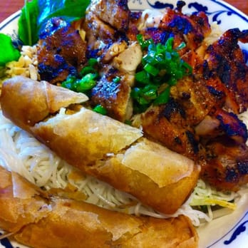 Saigon - Rice vermicelli with grilled pork and egg rolls - Vietnamese Near Me - San Diego, California