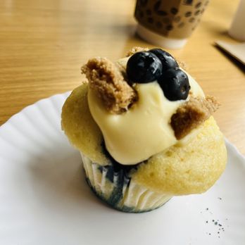 Molly's Cupcakes - Cupcakes Near Me - Chicago, Illinois Molly's Cupcakes - Cupcakes Near Me - Chicago, Illinois