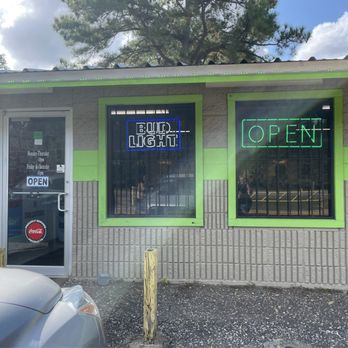Tail'Gators - Outside - Beer, Wine & Spirits Near Me - DeRidder, Louisiana Tail'Gators - Outside - Beer, Wine & Spirits Near Me - DeRidder, Louisiana