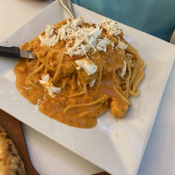 LaScala's Fire - Chicken with vodka sauce, crab, shrimp, linguini. Fantastic! - Italian Near Me - Philadelphia, Pennsylvania