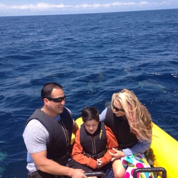 Xplore Offshore - The whole thrill seeking fam together at the boat's front. - Tours Near Me Xplore Offshore - The whole thrill seeking fam together at the boat's front. - Tours Near Me