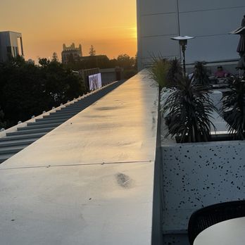 Clayton Club - Rooftop vibes @ sunset. - Lounges Near Me - Sacramento, California