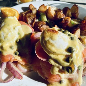 833 Brick Cafe - Smoked salmon Benedict. Huge amount of food! - American Near Me - Livermore, California