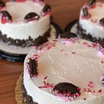 Cold Stone Creamery - Velentine's Day cakes for your special Sweat-heart! - Ice Cream & Frozen Yogurt Near Me - Palmdale, California