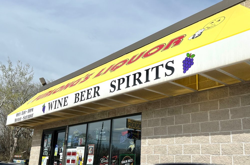 FURLONGS LIQUOR Updated August 2024 4777 Geneva Ave N, Oakdale
