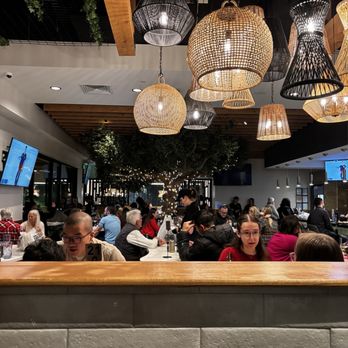 Meddys - Seating - Mediterranean Near Me - Lenexa, Kansas