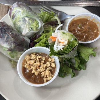 Farmer In The Dell - Viet Salad Rolls - Breakfast & Brunch Near Me - Walpole, Massachusetts Farmer In The Dell - Viet Salad Rolls - Breakfast & Brunch Near Me - Walpole, Massachusetts