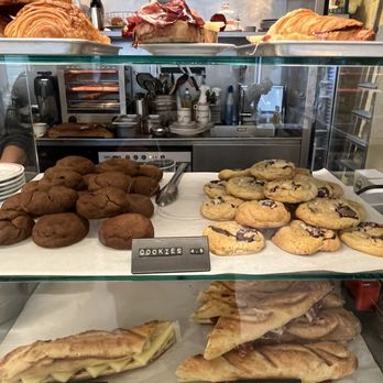 Cortado Cafe - Coffee & Tea Near Me - Paris, 75