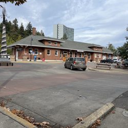Eugene Amtrak Station - Eugene train depot