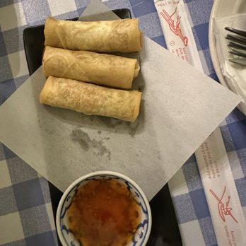 Thai Hot Pot Heaven - Egg Roll / - Thai Near Me - Portland, Oregon