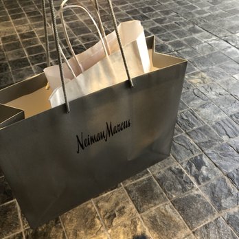 Neiman Marcus - Women's Clothing Near Me - Honolulu, Hawaii Neiman Marcus - Women's Clothing Near Me - Honolulu, Hawaii