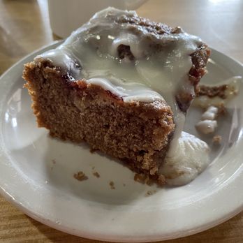 The Cracked Egg - Raspberry Homemade Coffee Cake - New American Near Me - Las Vegas, Nevada The Cracked Egg - Raspberry Homemade Coffee Cake - New American Near Me - Las Vegas, Nevada