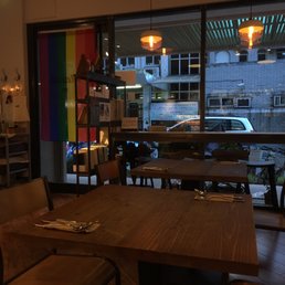 Plants - warm decor - interior - 全素 Near Me - 大安區, TPE