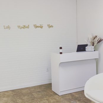 LA Neutral Beauty Bar - Eyelash Service Near Me - Los Angeles, California LA Neutral Beauty Bar - Eyelash Service Near Me - Los Angeles, California