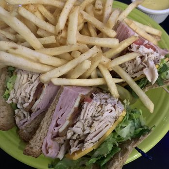 Barnaby's Cafe - Club House Sandwich - American Near Me - Houston, Texas