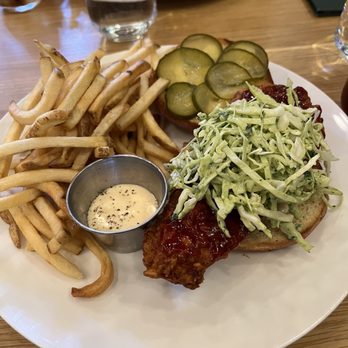 Somerset - Crispy Chicken Sandwich Brunch Entrees - American Near Me - Chicago, Illinois Somerset - Crispy Chicken Sandwich Brunch Entrees - American Near Me - Chicago, Illinois