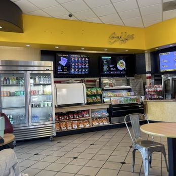 La Ca Bakery & Cafe - Inside - Vietnamese Near Me - Hayward, California