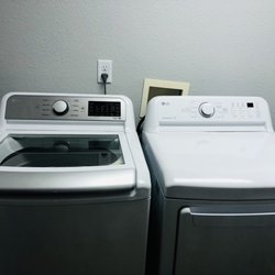 Molina Used Appliances - Full size washer dryer manufactured by LG at Molina's.
