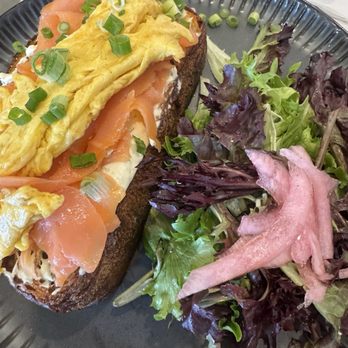 Cafe Weekend - Smoked salmon toast ($16.95) - Cafes Near Me - Cresskill, New Jersey
