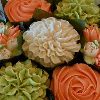 Baked Blooms - Cupcakes Near Me - San Rafael , California