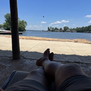 Triple-B RV Park, Lakeside - Covered gathering area with a view - RV Parks Near Me - Montgomery, Texas Triple-B RV Park, Lakeside - Covered gathering area with a view - RV Parks Near Me - Montgomery, Texas
