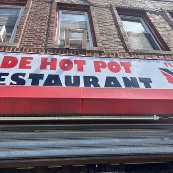 De Hot Pot - Trinidadian Near Me - Brooklyn, New York