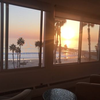 Sea Horse Resort - The expansive windows - Hotels Near Me - San Clemente, California Sea Horse Resort - The expansive windows - Hotels Near Me - San Clemente, California