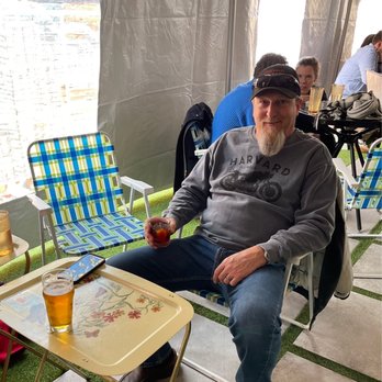 The Welcome Back Lounge - Loving the vibe of the TV trays and webbed lawn chairs - American Near Me - Chicago, Illinois The Welcome Back Lounge - Loving the vibe of the TV trays and webbed lawn chairs - American Near Me - Chicago, Illinois