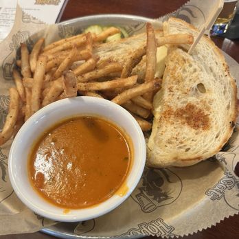 HopCat - Madtown Grilled Cheese VT - Beer Bar Near Me - Livonia, Michigan HopCat - Madtown Grilled Cheese VT - Beer Bar Near Me - Livonia, Michigan