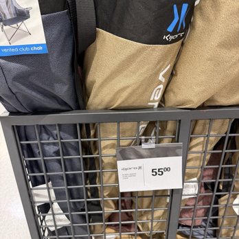 DICK'S Sporting Goods - Outdoor Gear Near Me - Sacramento, California