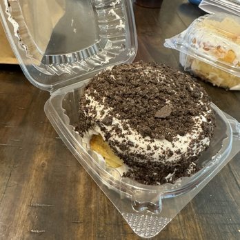 Cranky Granny's Sweet Rolls - Oreo Banana Pudding Cinnamon Roll - Desserts Near Me - Pflugerville, Texas Cranky Granny's Sweet Rolls - Oreo Banana Pudding Cinnamon Roll - Desserts Near Me - Pflugerville, Texas