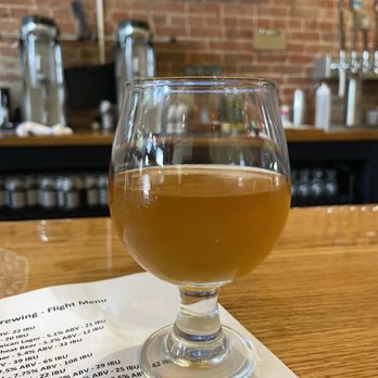 Plateau Brewing Company - Honey Mesquite Hefeweizen - Breweries Near Me - San Angelo, Texas Plateau Brewing Company - Honey Mesquite Hefeweizen - Breweries Near Me - San Angelo, Texas