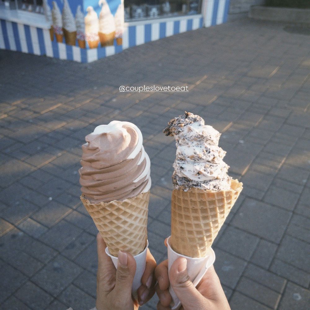 Crunchicreme Waffle Cone - Ice cream - Ice Cream & Frozen Yogurt Near Me - Niagara Falls, Ontario Crunchicreme Waffle Cone - Ice cream - Ice Cream & Frozen Yogurt Near Me - Niagara Falls, Ontario