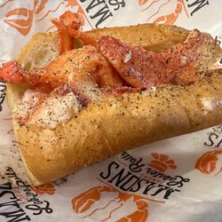 Mason's Famous Lobster Rolls - Lobster Road