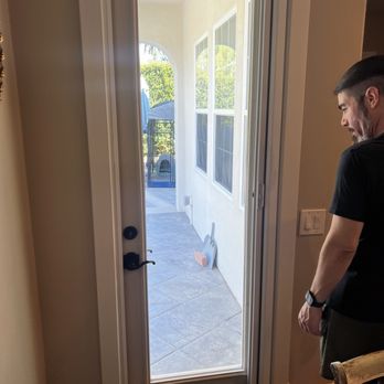 Glass Fabrication - Finished window replacement in the door. - Glass & Mirrors Near Me - Murrieta, California Glass Fabrication - Finished window replacement in the door. - Glass & Mirrors Near Me - Murrieta, California