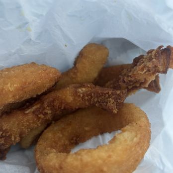 Sno-White Drive In - Onion rings - Burgers Near Me - Aptos, California