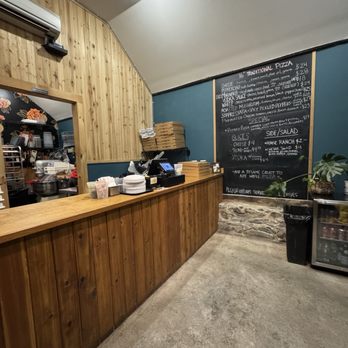 Pizza Project - Interior - Pizza Near Me - Boston, Massachusetts