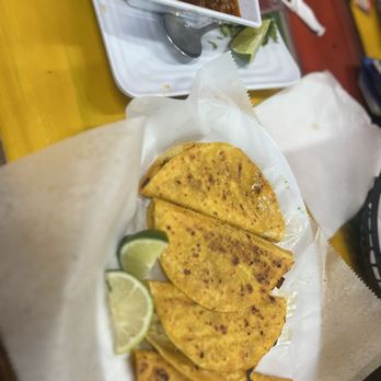 El Primo Taquieras - tacos birroa con consome - Mexican Near Me - Salisbury, Maryland El Primo Taquieras - tacos birroa con consome - Mexican Near Me - Salisbury, Maryland