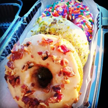 Dough Hut - Coffee & Tea Near Me - Long Beach, New York