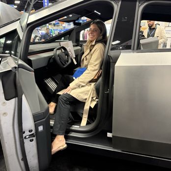 Henry B Gonzalez Convention Center - Tesla cybertruck .. bad to the bone . Truck bed in back , trunk up front . - Venues & Event Spaces Near Me - San Antonio, Texas