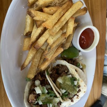 Life On Mars - Jackfruit carnitas tacos - American Near Me - Seattle, Washington Life On Mars - Jackfruit carnitas tacos - American Near Me - Seattle, Washington