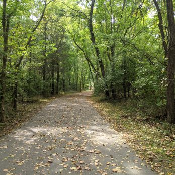Crockett Park - Early fall on the trails - Parks Near Me - Brentwood, Tennessee