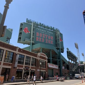 Fenway Park - Stadiums & Arenas Near Me - Boston, Massachusetts Fenway Park - Stadiums & Arenas Near Me - Boston, Massachusetts