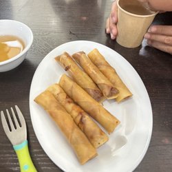 Pho Oanh - Tiny eggrolls