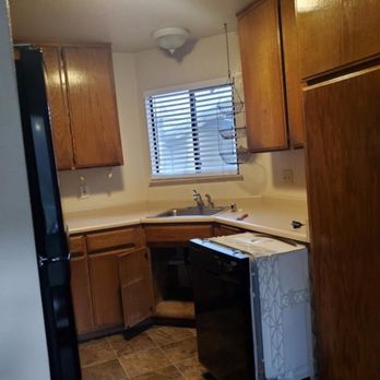 Juniors Construction & Remodeling - Before - Painters Near Me - Richmond, California Juniors Construction & Remodeling - Before - Painters Near Me - Richmond, California