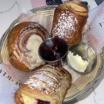 Cafe Lola - Pastry basket with homemade jam and butter - Cafes Near Me - Henderson, Nevada Cafe Lola - Pastry basket with homemade jam and butter - Cafes Near Me - Henderson, Nevada