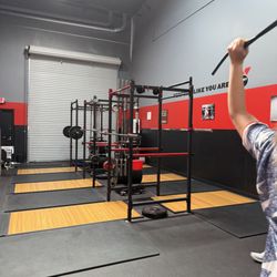 Maximum Velocity Physical Therapy - PT/Gym strength training