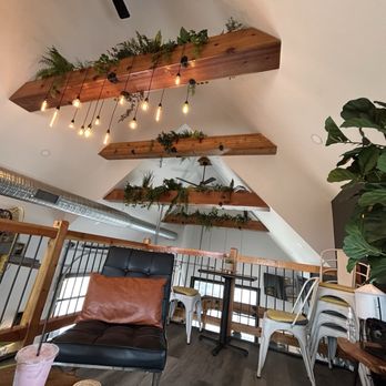 Coffee At The Crossing - Coffee & Tea Near Me - McCordsville, Indiana