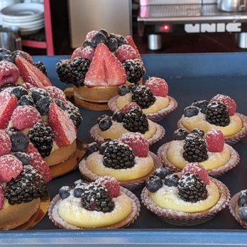 French Corner Cafe - Fresh tarts just about to be put into the display case - Bakeries Near Me - Palm Desert, California French Corner Cafe - Fresh tarts just about to be put into the display case - Bakeries Near Me - Palm Desert, California